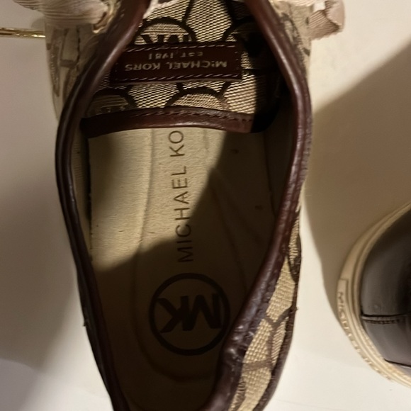 Michael Kors tennis shoes - Picture 6 of 6